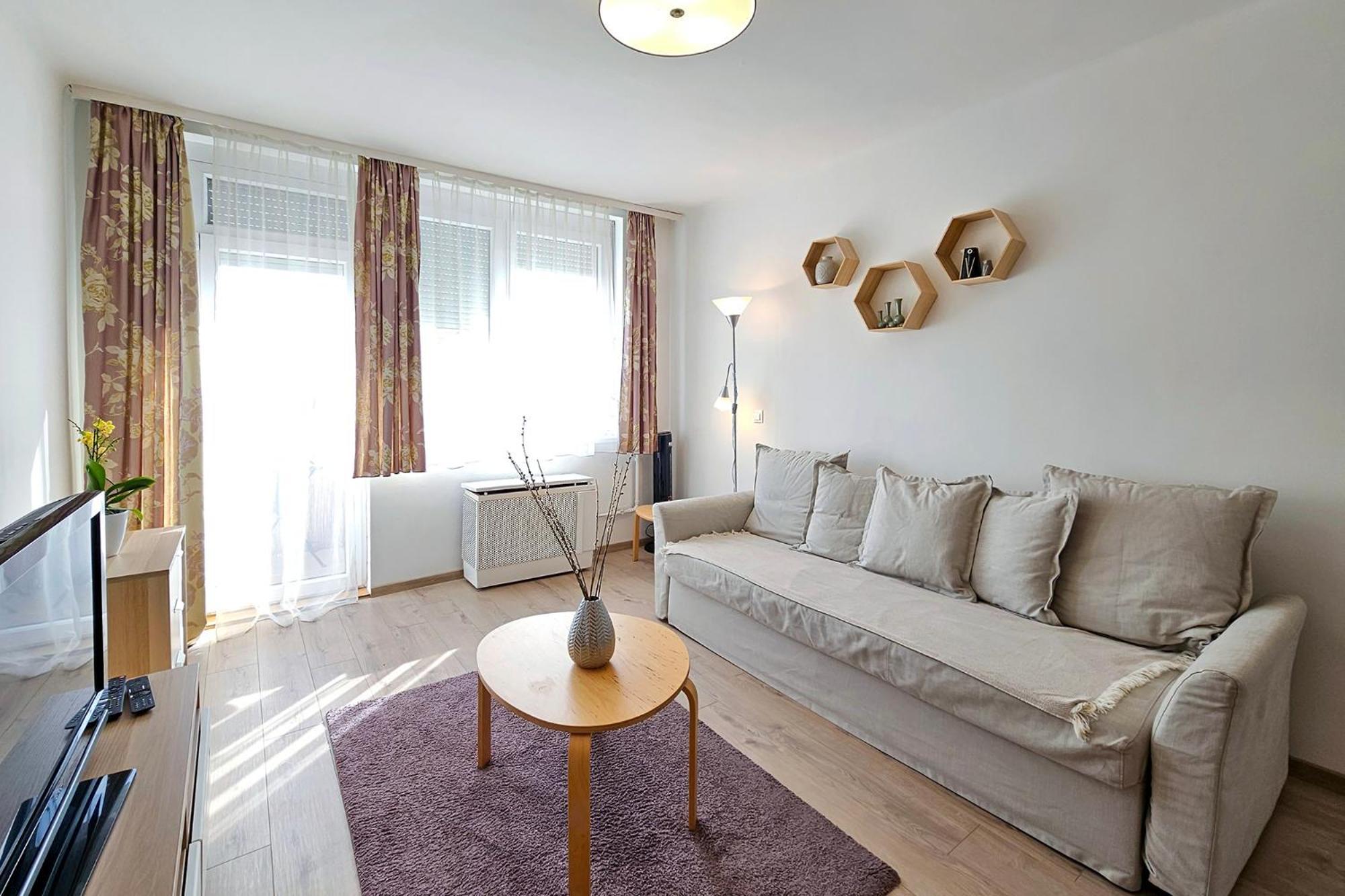 Market Apartman Шопрон Экстерьер фото